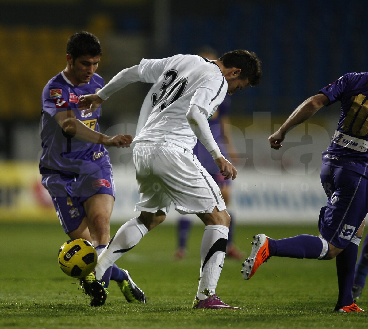 Poli Timişoara urcă pe locul 1 după victoria cu U. Cluj: "Punctele rezervelor"