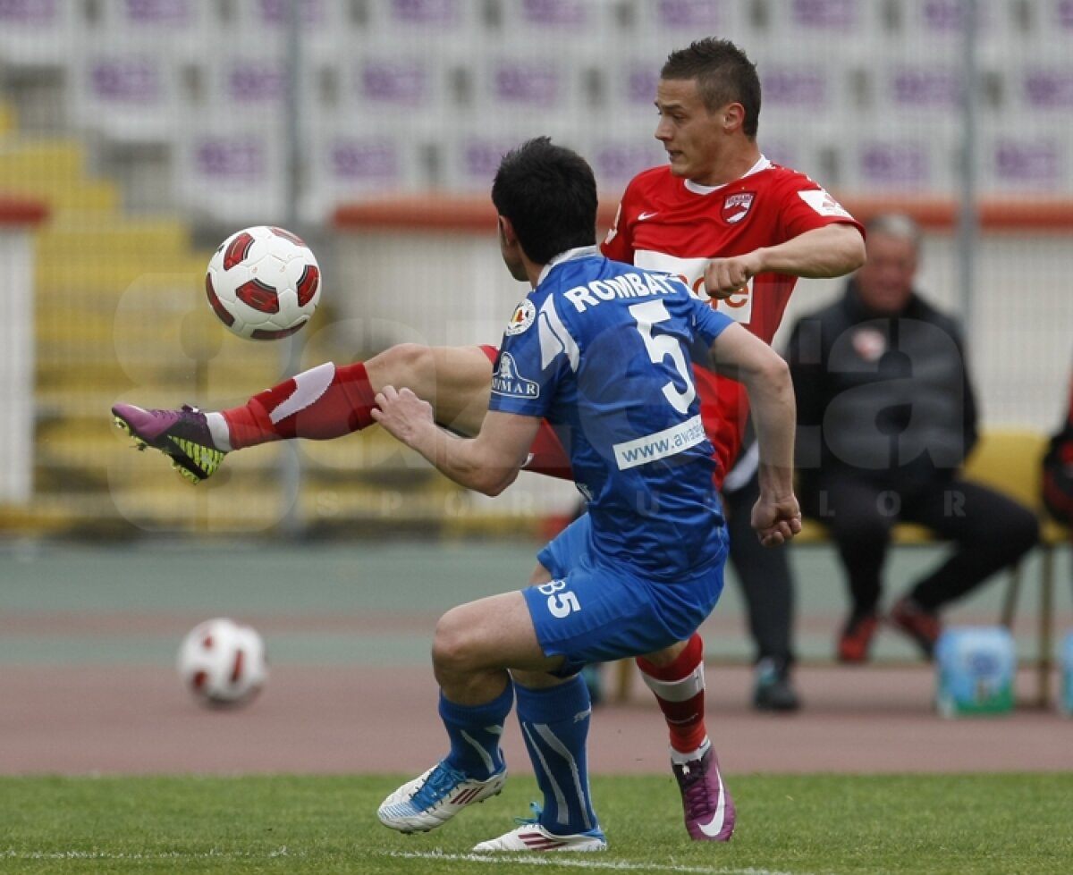 Dinamo - Gloria Bistriţa 3-0. "Cîinii" au ajuns la 6 puncte de lider!