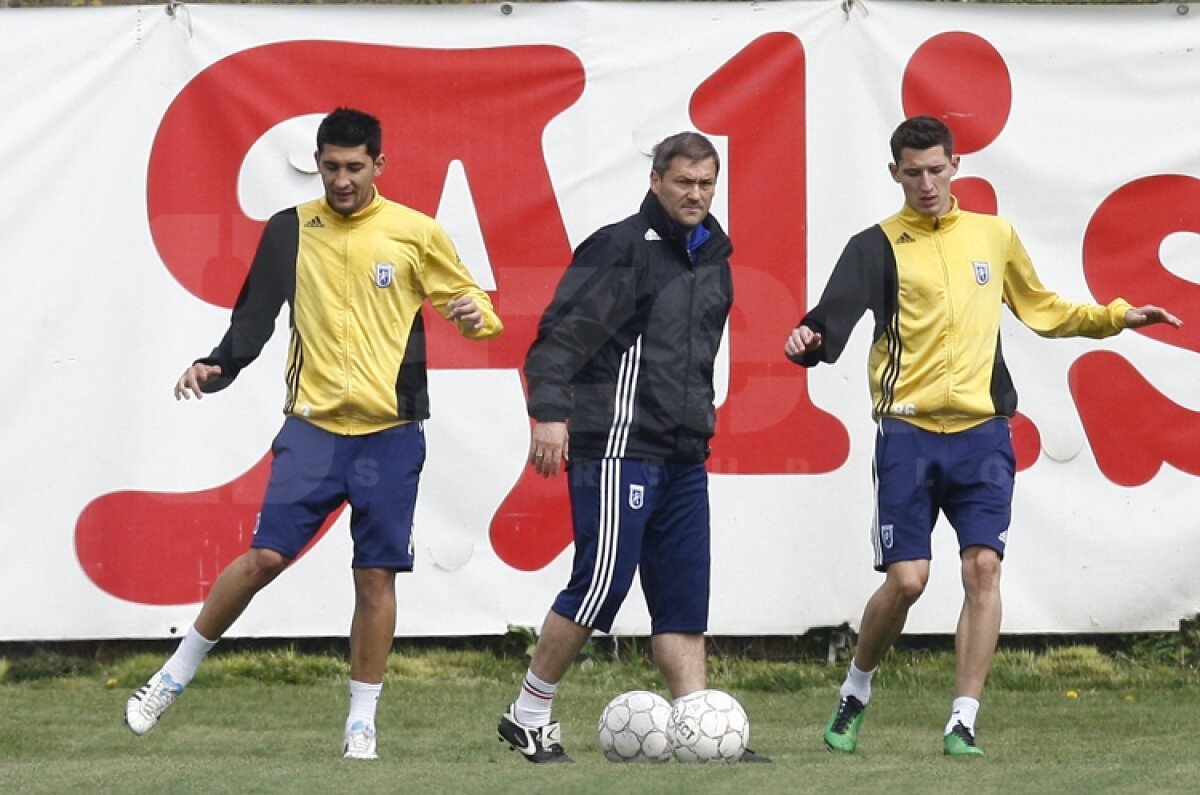 EXCLUSIV // Florin şi Mihai Costea se antrenează din nou cu Universitatea!