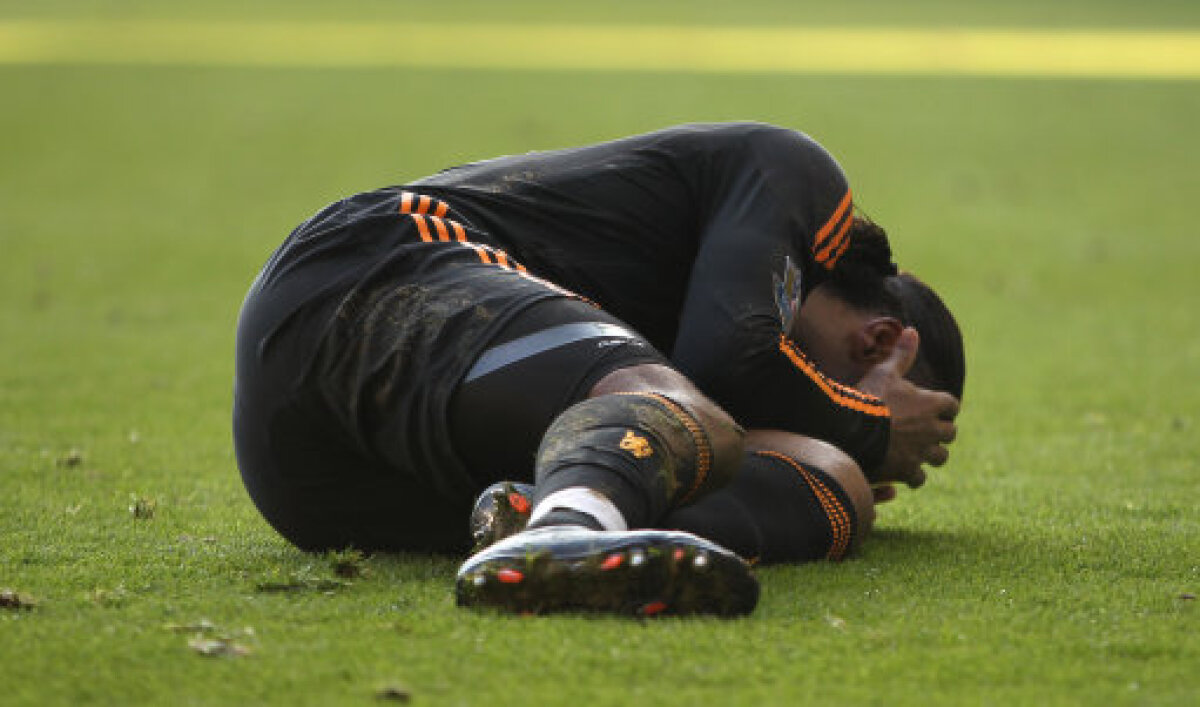 GALERIE FOTO / Ei simulează cel mai mult » Top 10 al celor mai falşi fotbalişti!