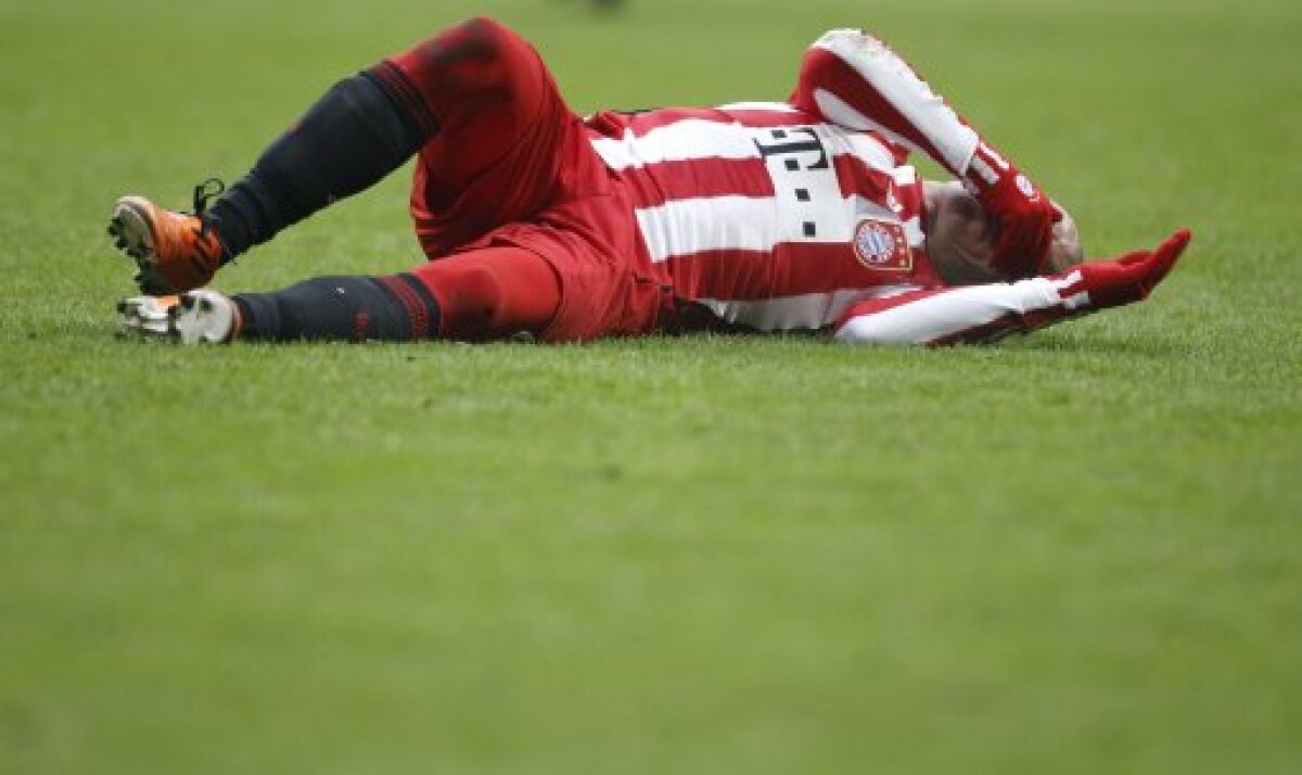 GALERIE FOTO / Ei simulează cel mai mult » Top 10 al celor mai falşi fotbalişti!