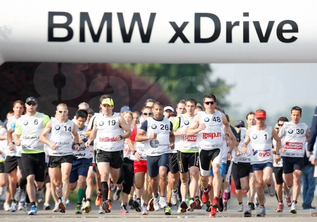 GALERIE FOTO / Două echipe româneşti se bat pentru cele trei BMW-uri X3 puse în joc