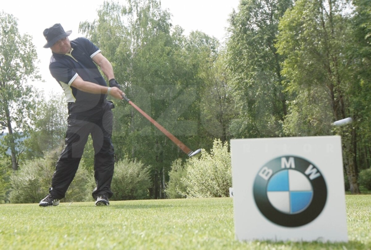 GALERIE FOTO / Două echipe româneşti se bat pentru cele trei BMW-uri X3 puse în joc