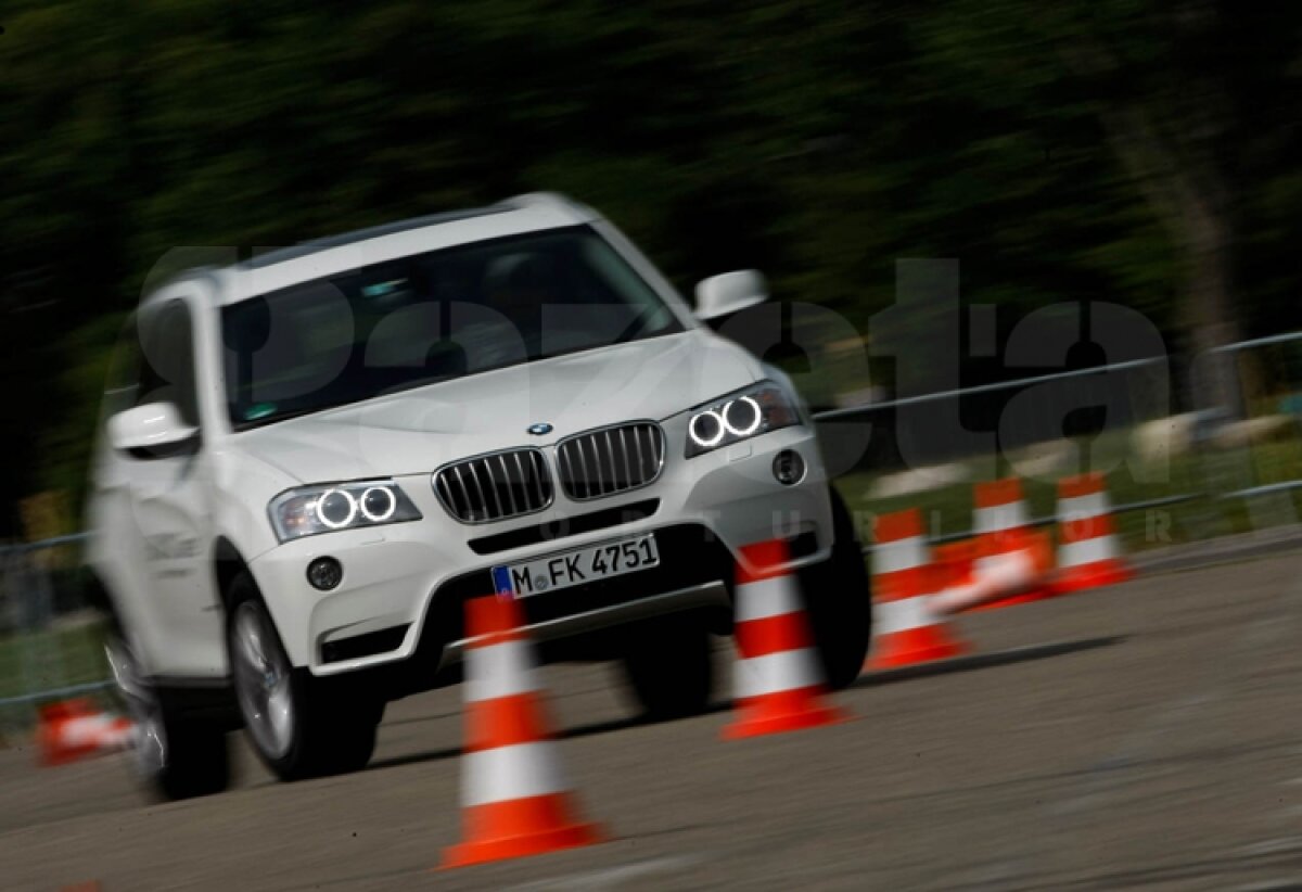 GALERIE FOTO / Două echipe româneşti se bat pentru cele trei BMW-uri X3 puse în joc