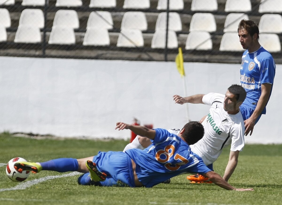 Comentariu liveTEXT şi fazeVIDEO: Din nou Sportul pierde în ultima secundă » Tîrgu Mureş întoarce scorul după pauză!