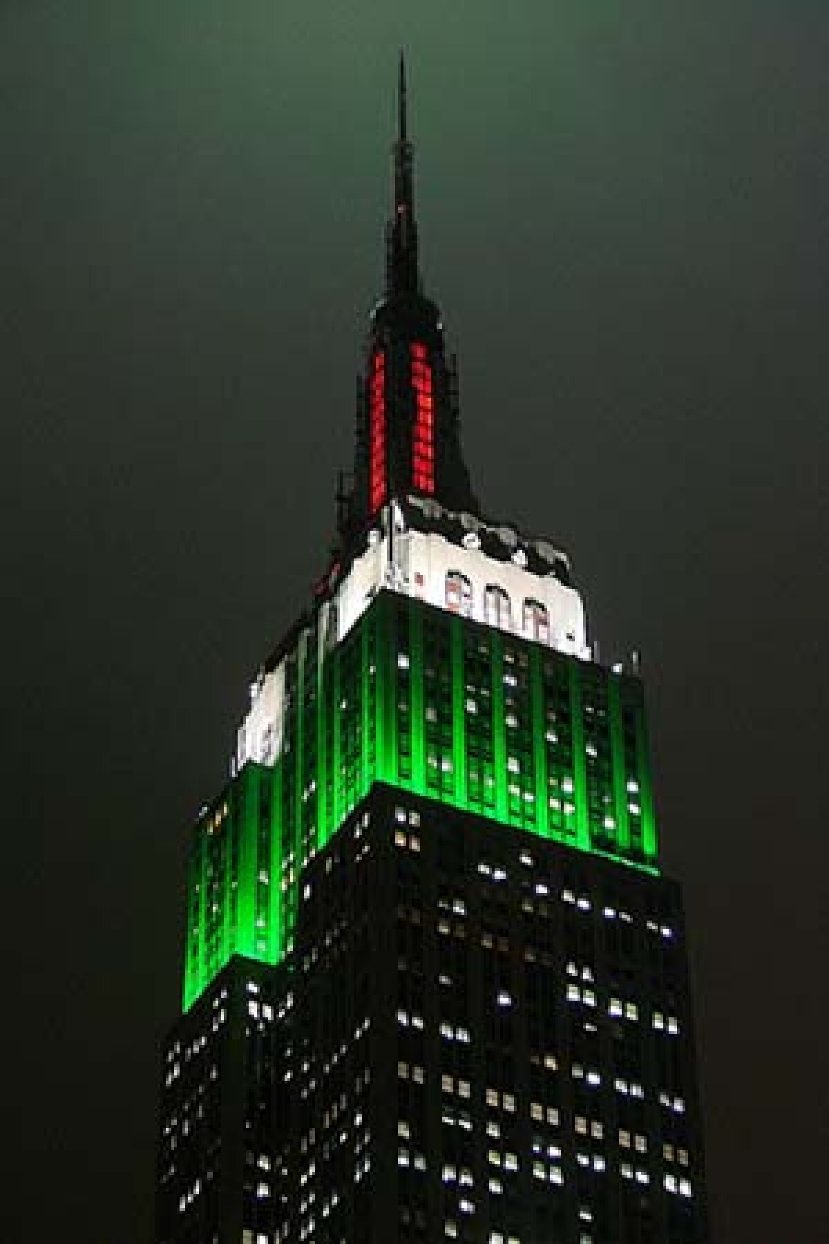 GALERIE FOTO » Empire State Building împlineşte 80 de ani :) Iată cîteva amănunte importante despre celebra construcţie newyorkeză