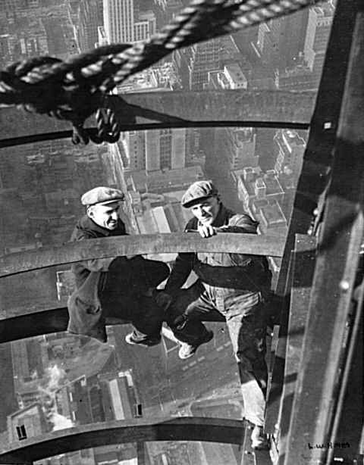 GALERIE FOTO » Empire State Building împlineşte 80 de ani :) Iată cîteva amănunte importante despre celebra construcţie newyorkeză