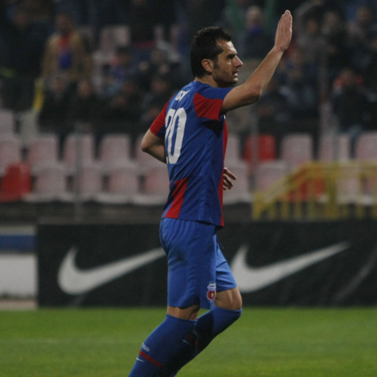 VIDEO şi liveTEXT » Steaua - Gloria 3-1! Au marcat "favoriţii" lui Gigi: Onofraş şi "dublă" Dică