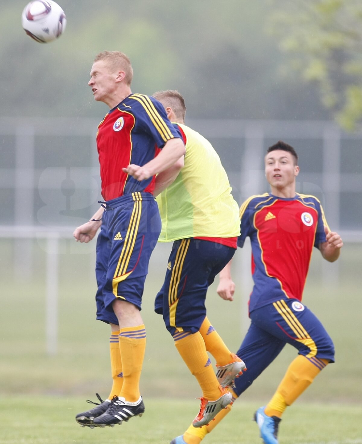 România U17 - Cehia U17 1-1. Am jucat cu TUPEU, terminăm pe 3 şi sîntem la Mondial! Băieţii au avut ATITUDINE