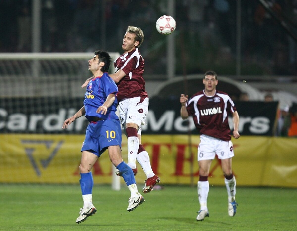 FOTO Steliştii Dică şi Bănel şi rapidiştii Grigore şi Coman sînt ultimii sfertfinalişti ai Europei din loturile celor două formaţii