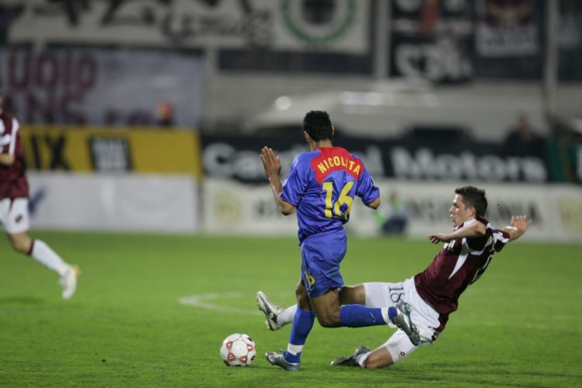 FOTO Steliştii Dică şi Bănel şi rapidiştii Grigore şi Coman sînt ultimii sfertfinalişti ai Europei din loturile celor două formaţii