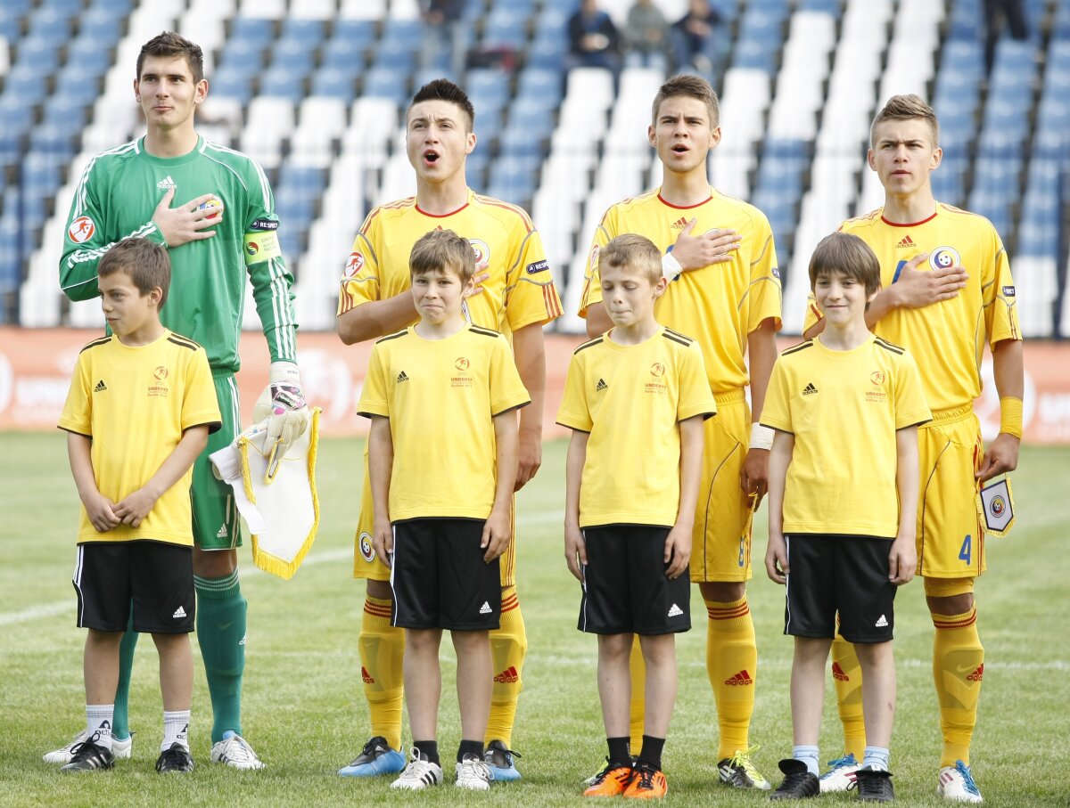 România U17 - Cehia U17 1-1. Am jucat cu TUPEU, terminăm pe 3 şi sîntem la Mondial! Băieţii au avut ATITUDINE