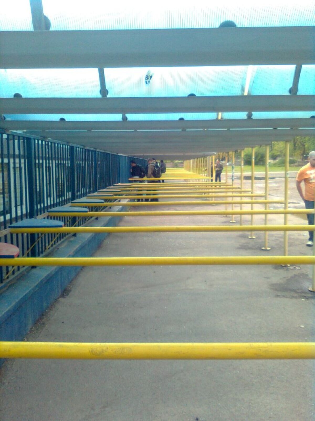 FOTO » Încă o dovadă că Provincia domină Liga 1: pustiu la bilete în Ghencea, aglomeraţie la Vaslui