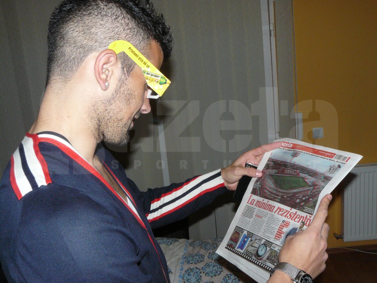 Ceferiştii Cadu, Bud şi Buş au fost primii fotbalişti din Liga 1 care au admirat Gazeta  3D de Ziua bărbatului