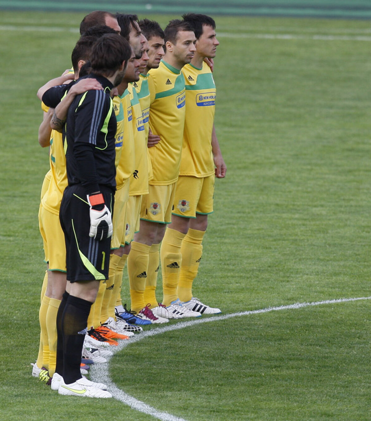 Cronica meciului Vaslui - Poli 1-1 » Domnu' Oţelul, poftiţi la titlu!