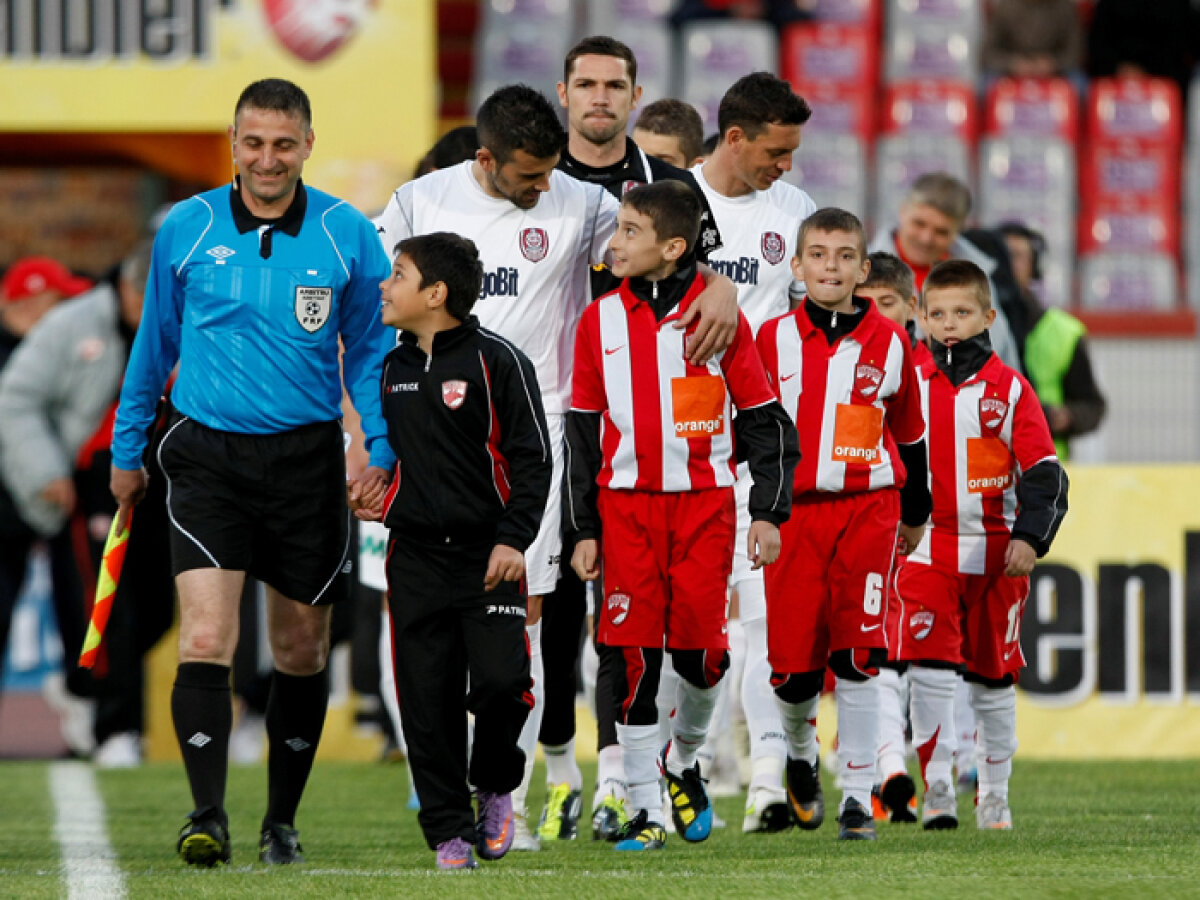 Cronica de la Dinamo-CFR 1-2 scrisă de Maria Andrieş: "Apărarea. E şi asta o meserie"