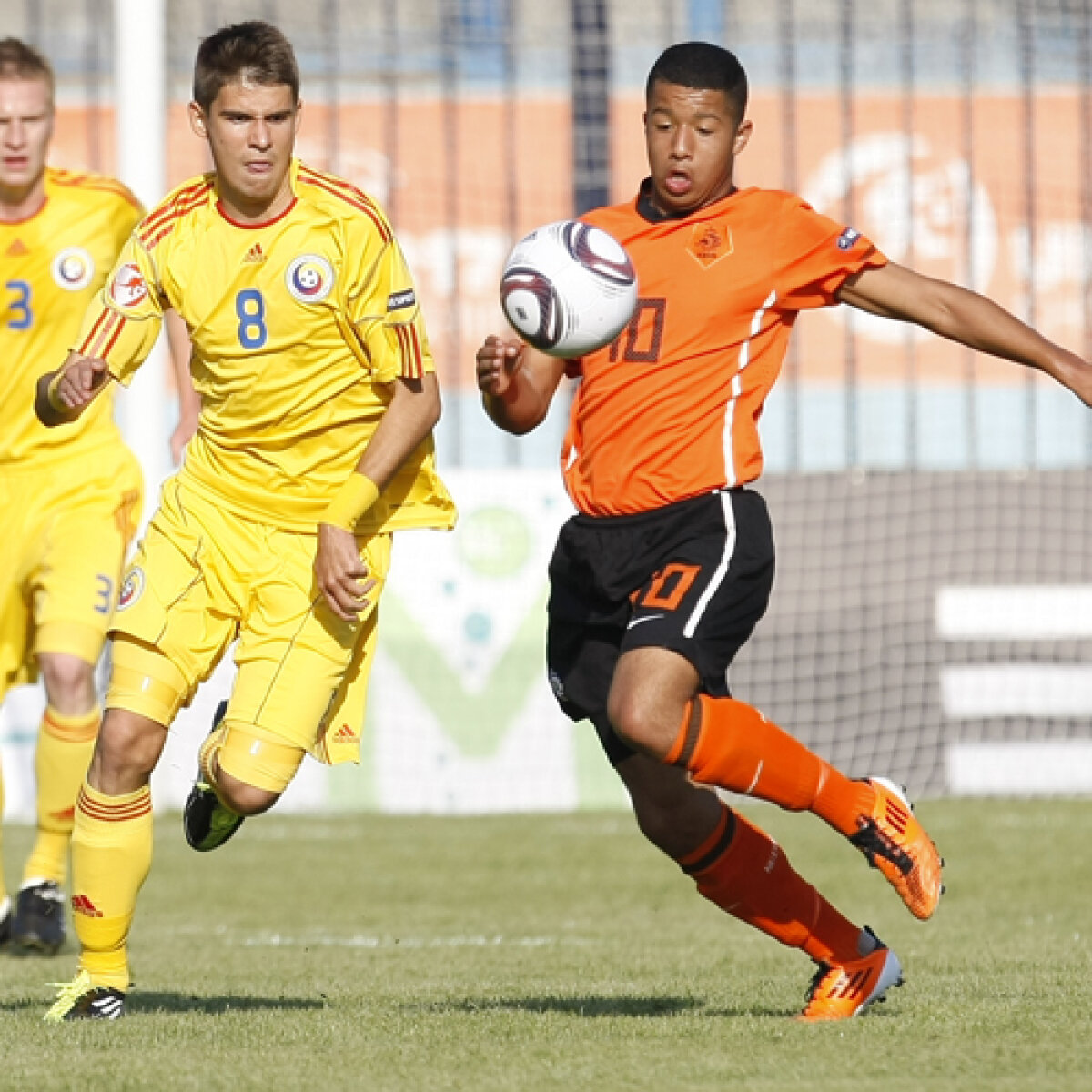 FRF le-a impus juniorilor calificarea la CM, formarea de jucători fiind în plan secund » Calificare cu orice preţ