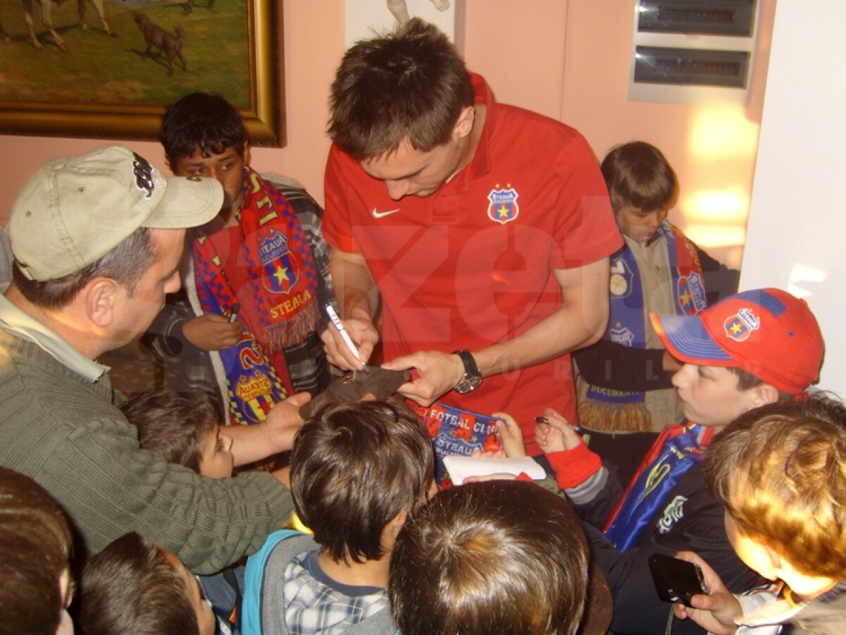 FOTO Steliştii au fost primiţi cu simpatie la Mediaş