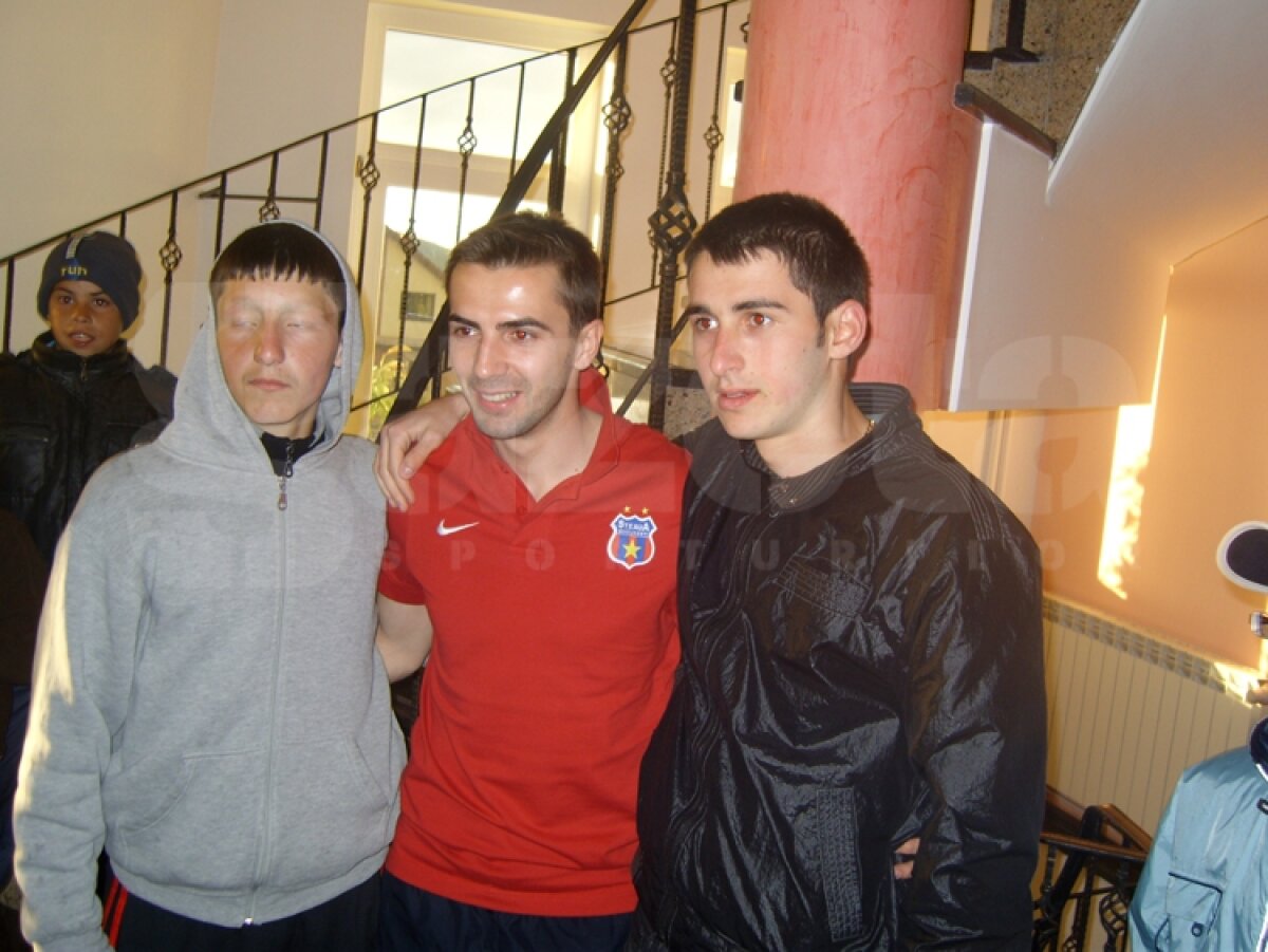 FOTO Steliştii au fost primiţi cu simpatie la Mediaş