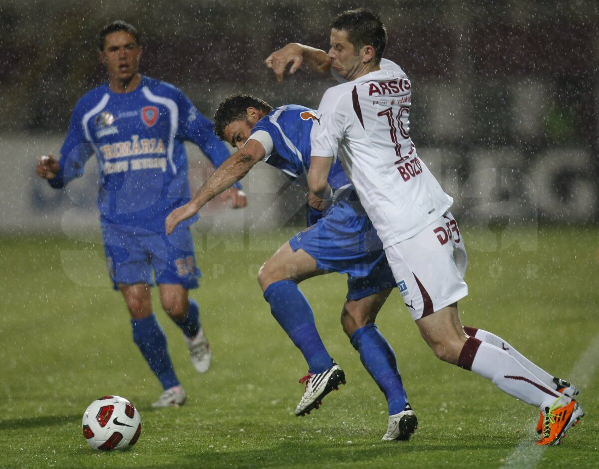 VIDEO Rapid - Tg Mureş 1-1. Dacă băteau, giuleştenii erau ca şi calificaţi în Europa League