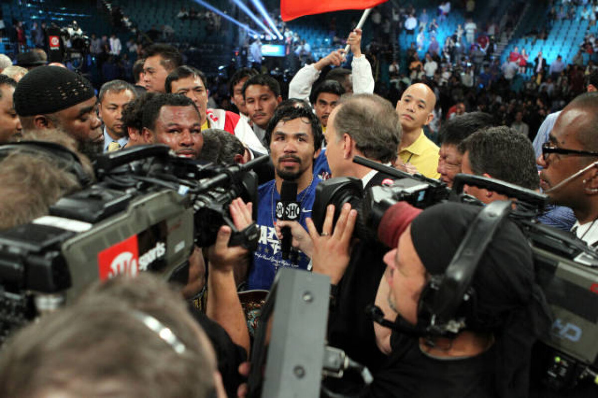 Pacquiao a defilat şi cu Mosley, dar fanii sînt nemulţumiţi şi vor "Meciul meciurilor" cu Mayweather