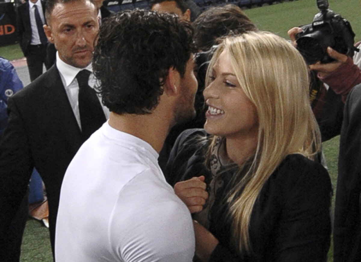 GALERIE FOTO: Milan a pus capăt dictaturii rivalei Inter » 18 roşu şi negru