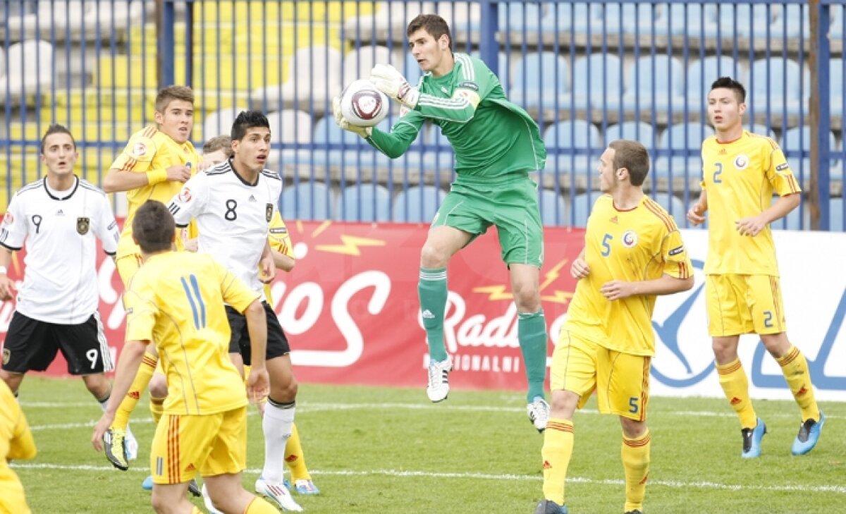 FOTO » România - Germania 0-1 » Sfîrşit de aventură pentru români la EURO 2011