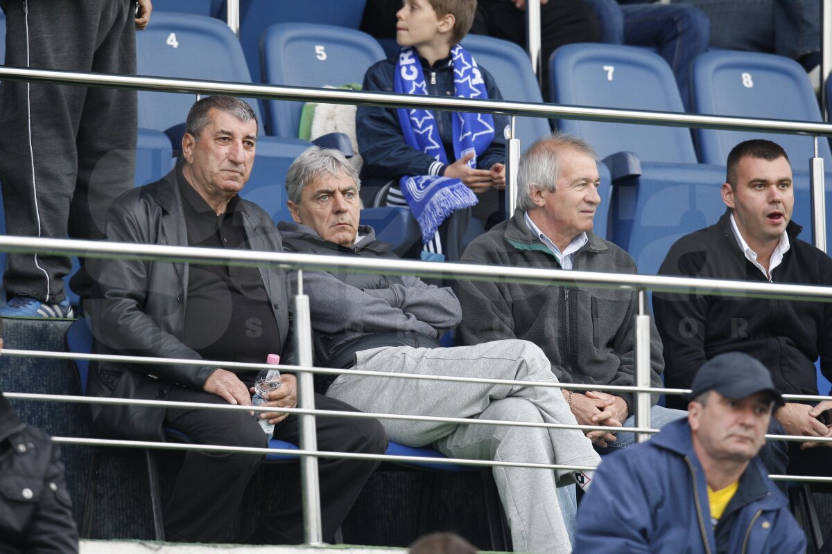 VIDEO şi liveTEXT » Universitatea Craiova, 90% retrogradată după 0-2 cu Dinamo. "Cîinii" avansează spre Europa