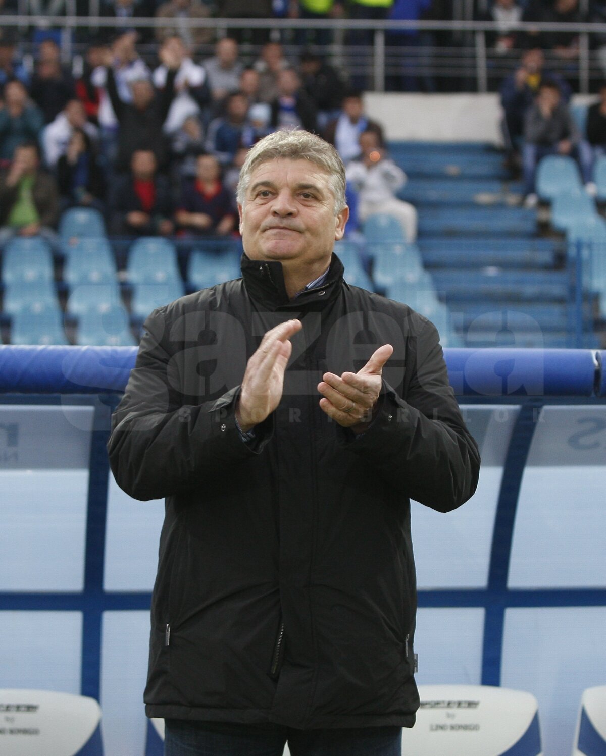 VIDEO şi liveTEXT » Universitatea Craiova, 90% retrogradată după 0-2 cu Dinamo. "Cîinii" avansează spre Europa