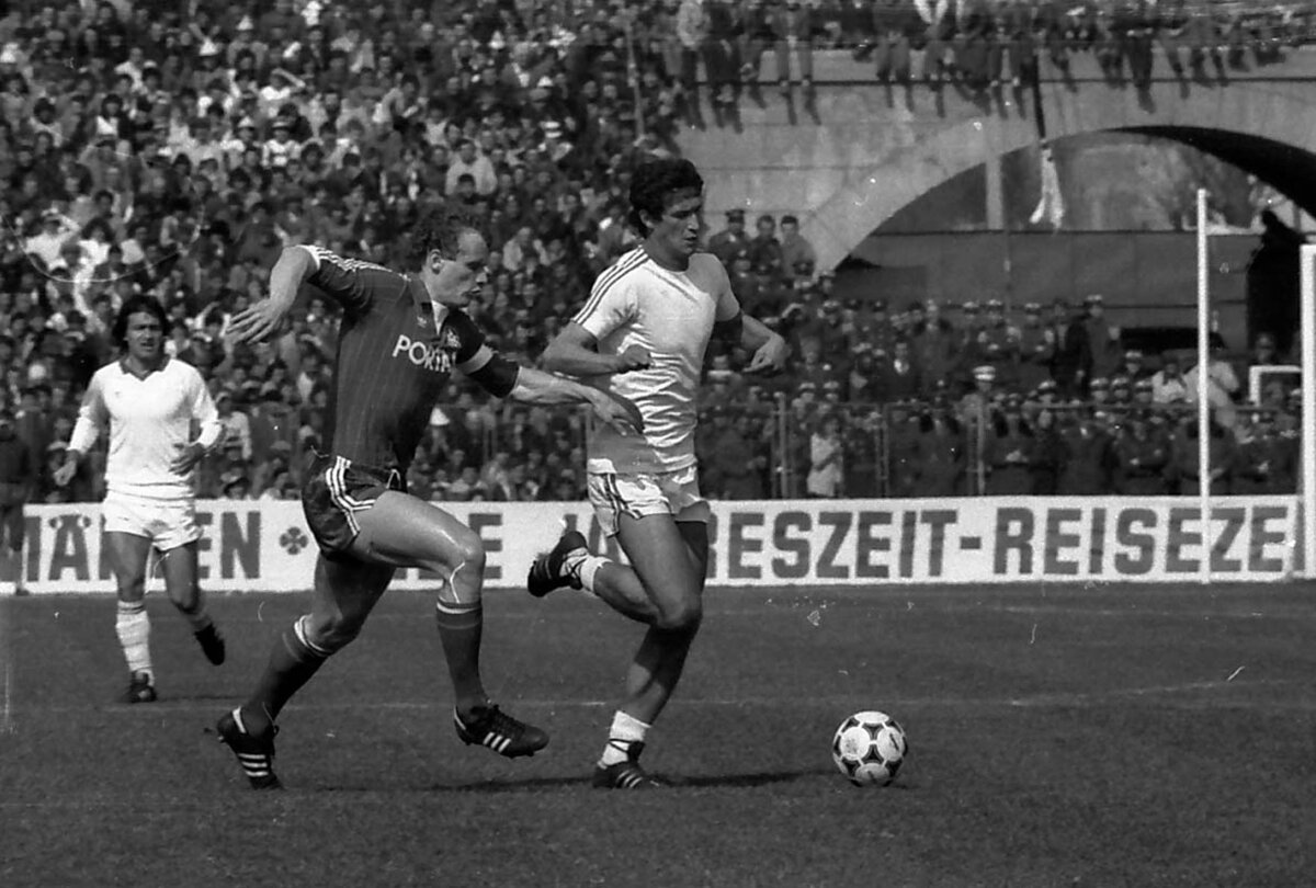 Un club de legendă a ajuns iar în pragul falimentului sportiv » Rugă pentru Ştiinţa