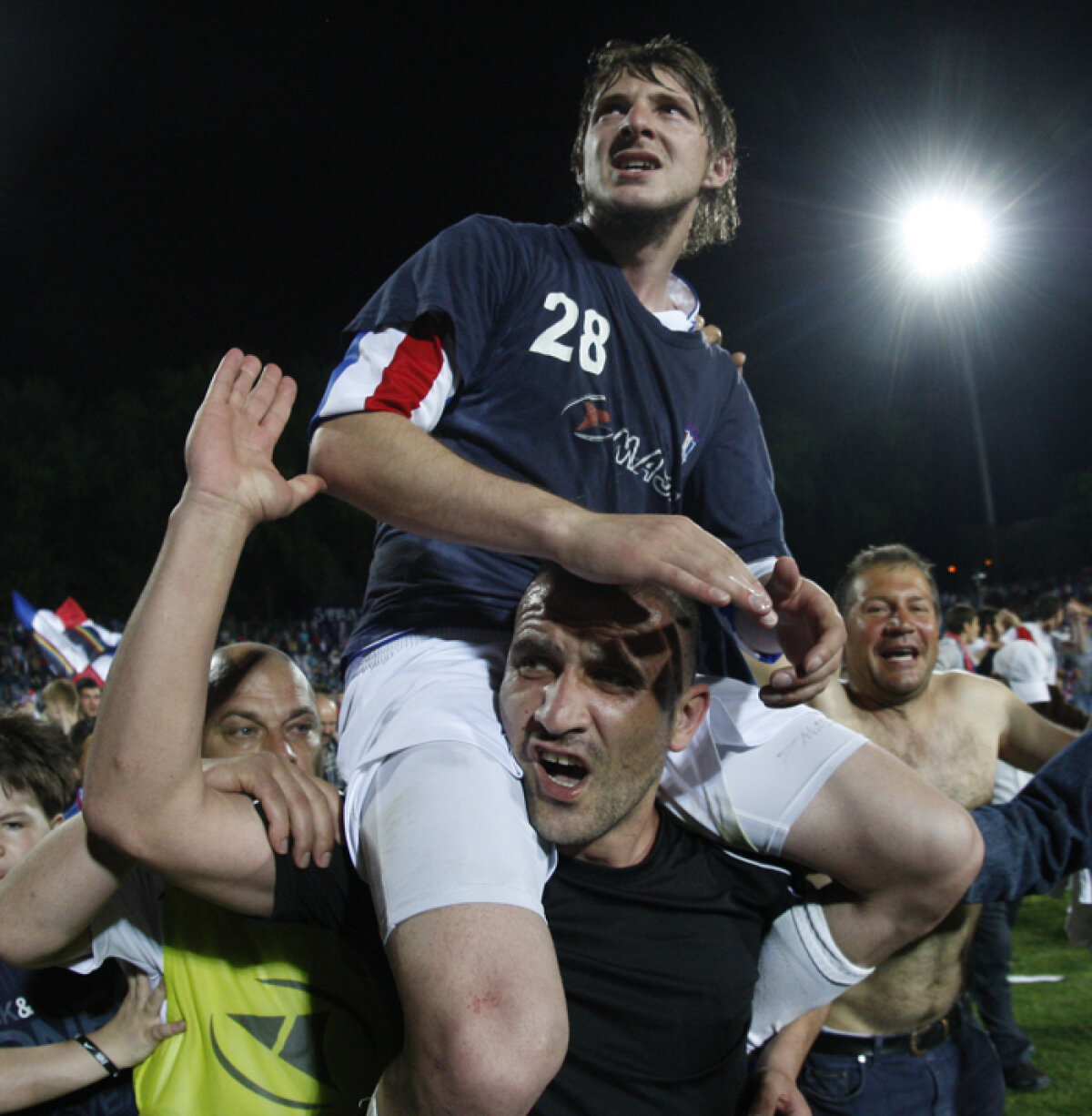 FOTO Oţelul e CAMPIOANĂ, gălăţenii INVADEAZĂ terenul