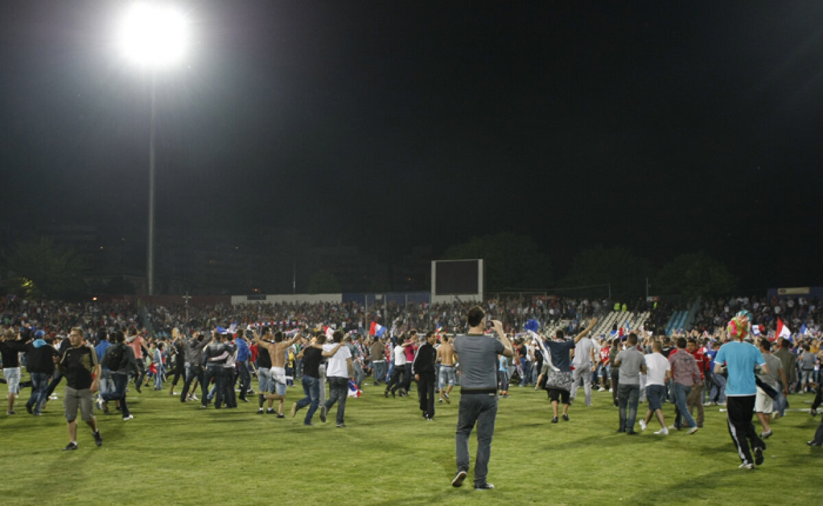 FOTO Oţelul e CAMPIOANĂ, gălăţenii INVADEAZĂ terenul