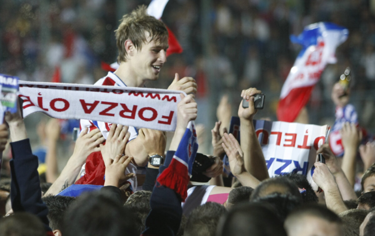 FOTO Oţelul e CAMPIOANĂ, gălăţenii INVADEAZĂ terenul