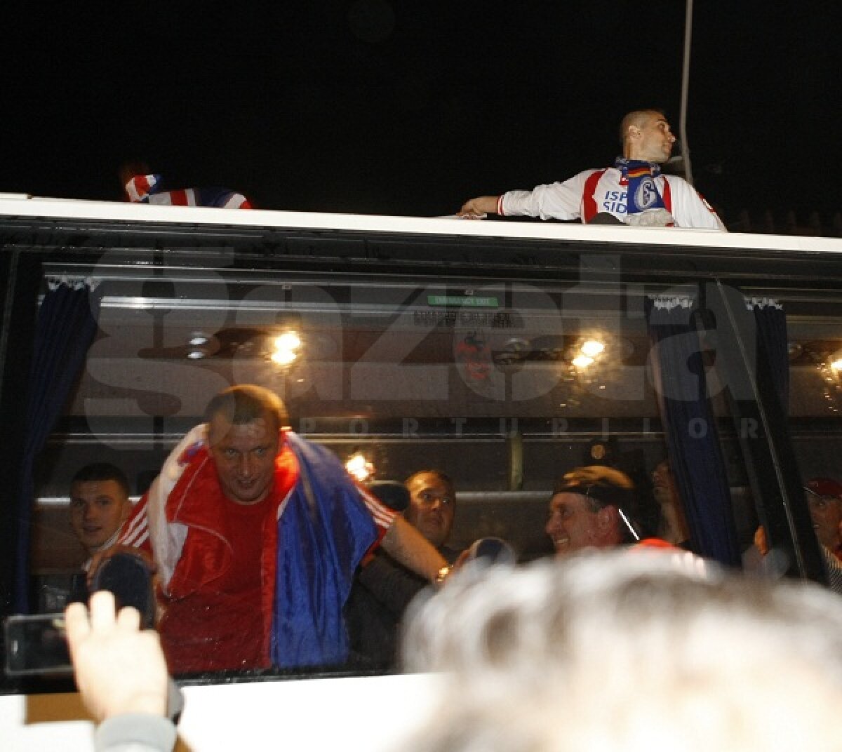 FOTO EXCLUSIV » Cum s-a petrecut în noaptea CAMPIONILOR la Galaţi!