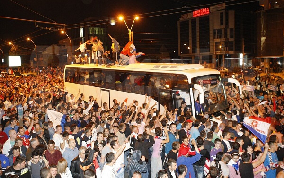 FOTO EXCLUSIV » Cum s-a petrecut în noaptea CAMPIONILOR la Galaţi!