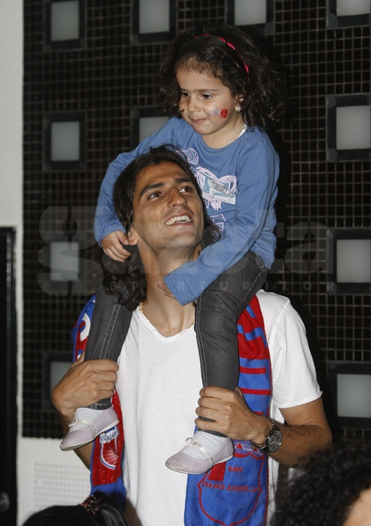 FOTO EXCLUSIV » Cum s-a petrecut în noaptea CAMPIONILOR la Galaţi!