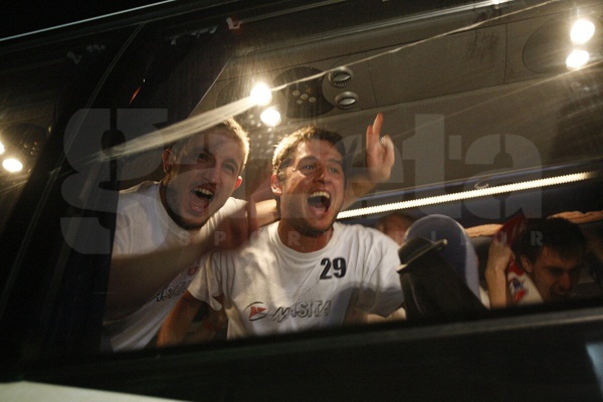 FOTO EXCLUSIV » Cum s-a petrecut în noaptea CAMPIONILOR la Galaţi!