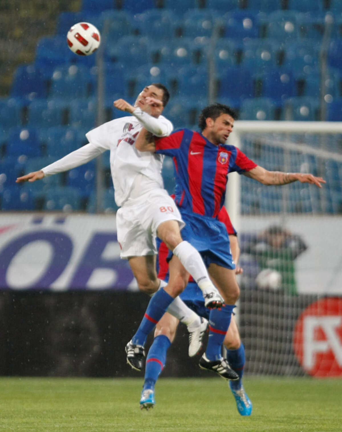 Steaua învinge prin golul lui Dică şi mai are nevoie de o victorie pentru a fi în Europa