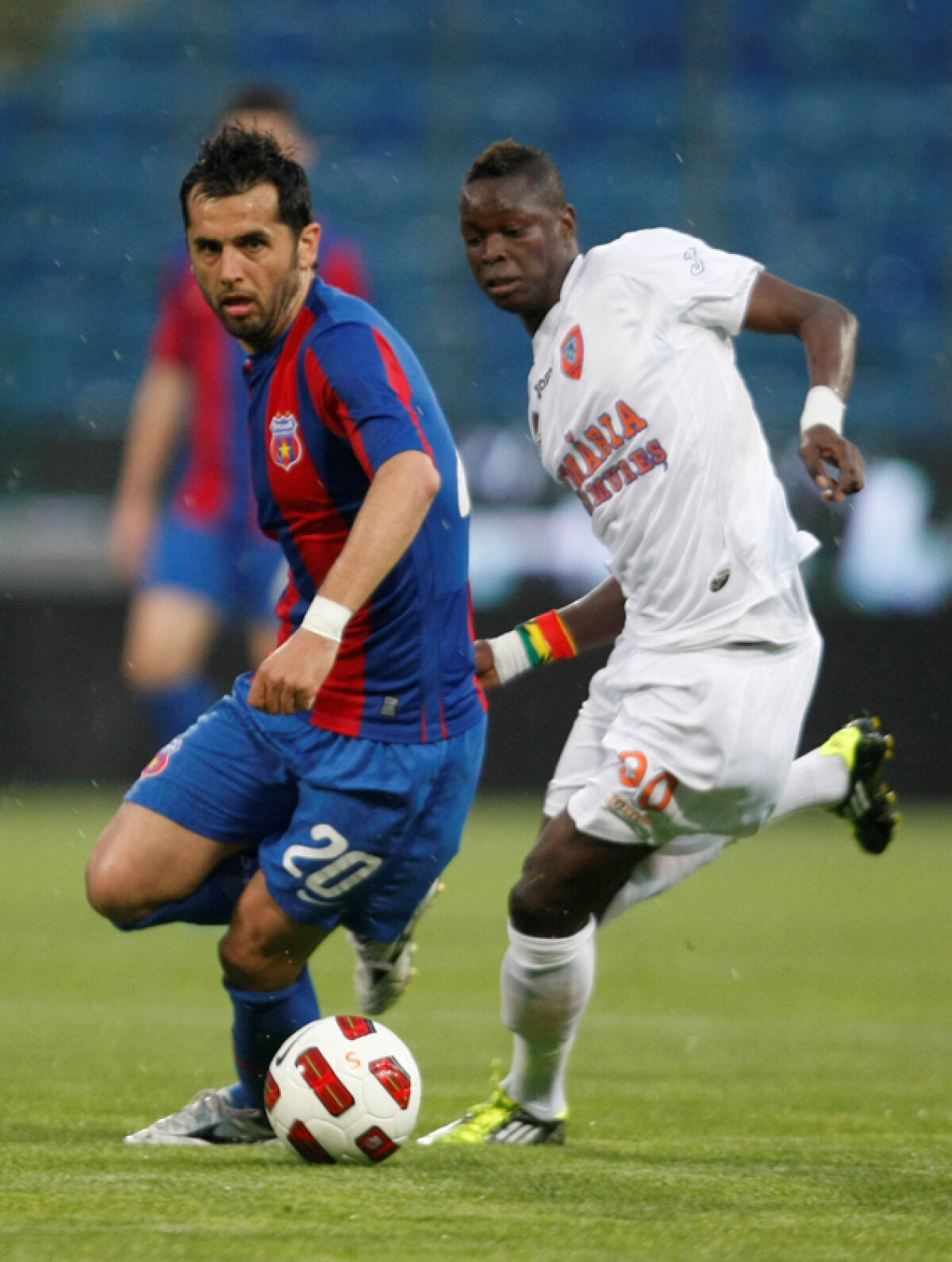 Steaua învinge prin golul lui Dică şi mai are nevoie de o victorie pentru a fi în Europa