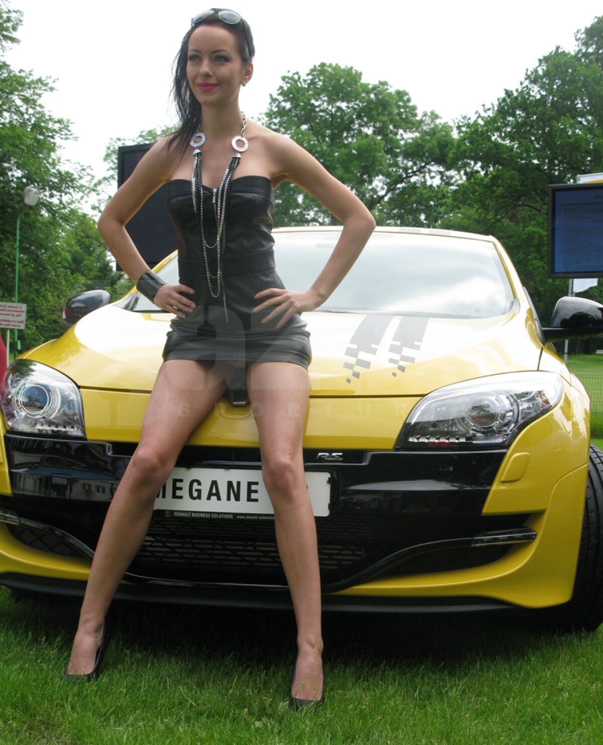 GALERIE FOTO SEXY » Renault Megane CC Floride s-a lansat în România