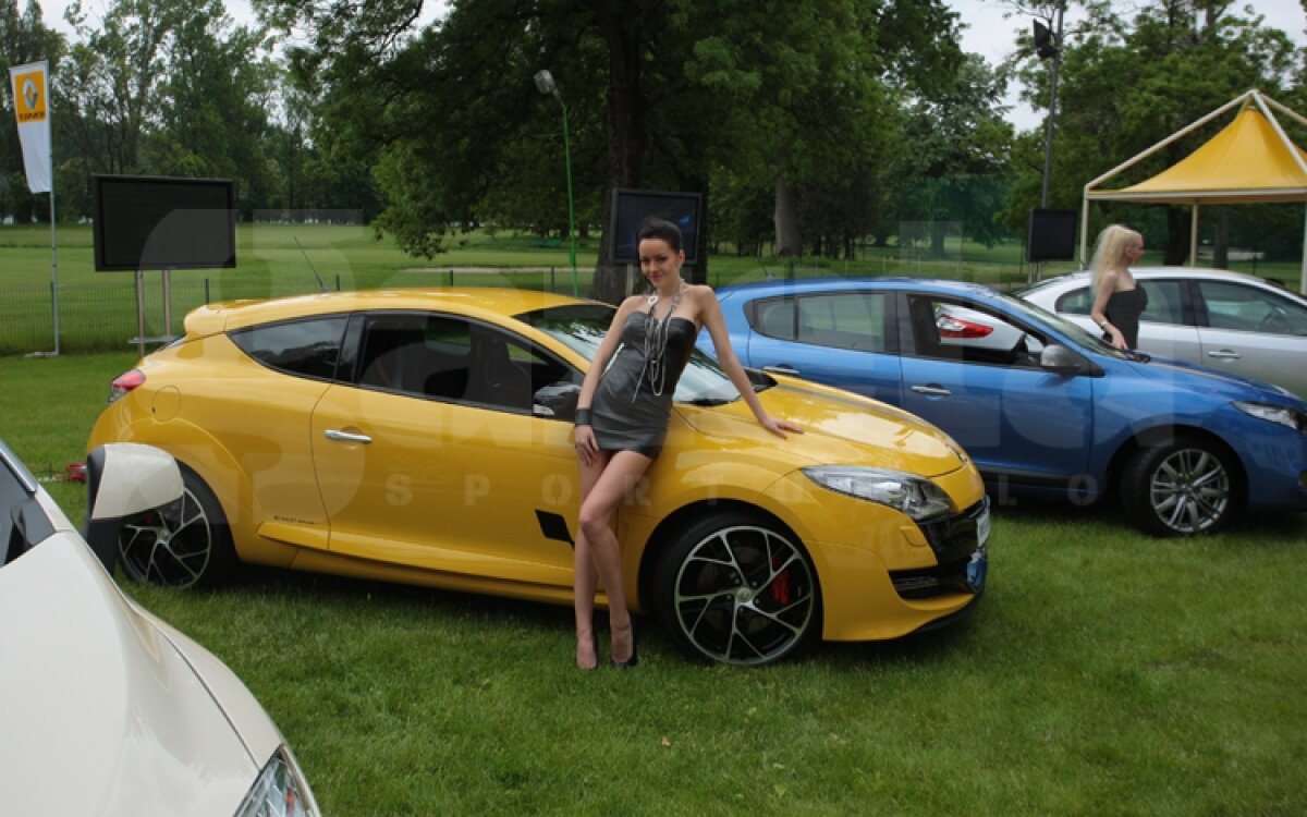 GALERIE FOTO SEXY » Renault Megane CC Floride s-a lansat în România