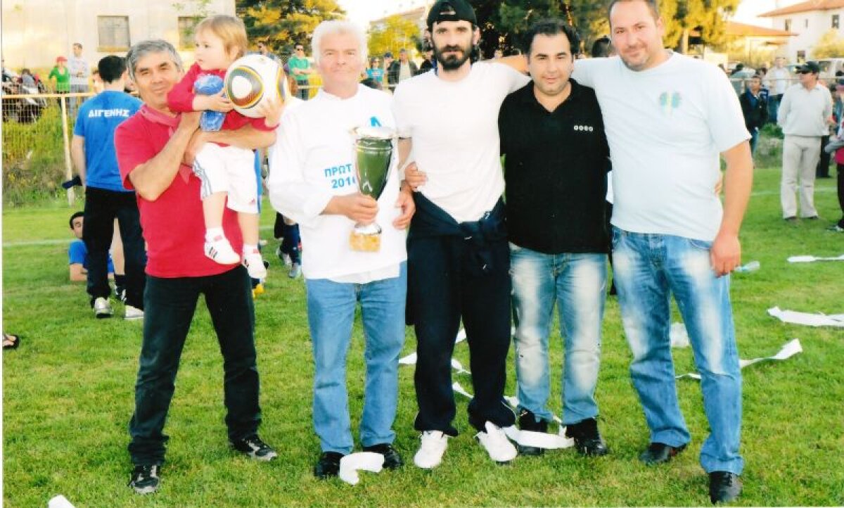 FOTO / Cosmin Bărcăuan are primul succes ca antrenor: a promovat în liga a 4-a din Grecia cu FC Lakoma