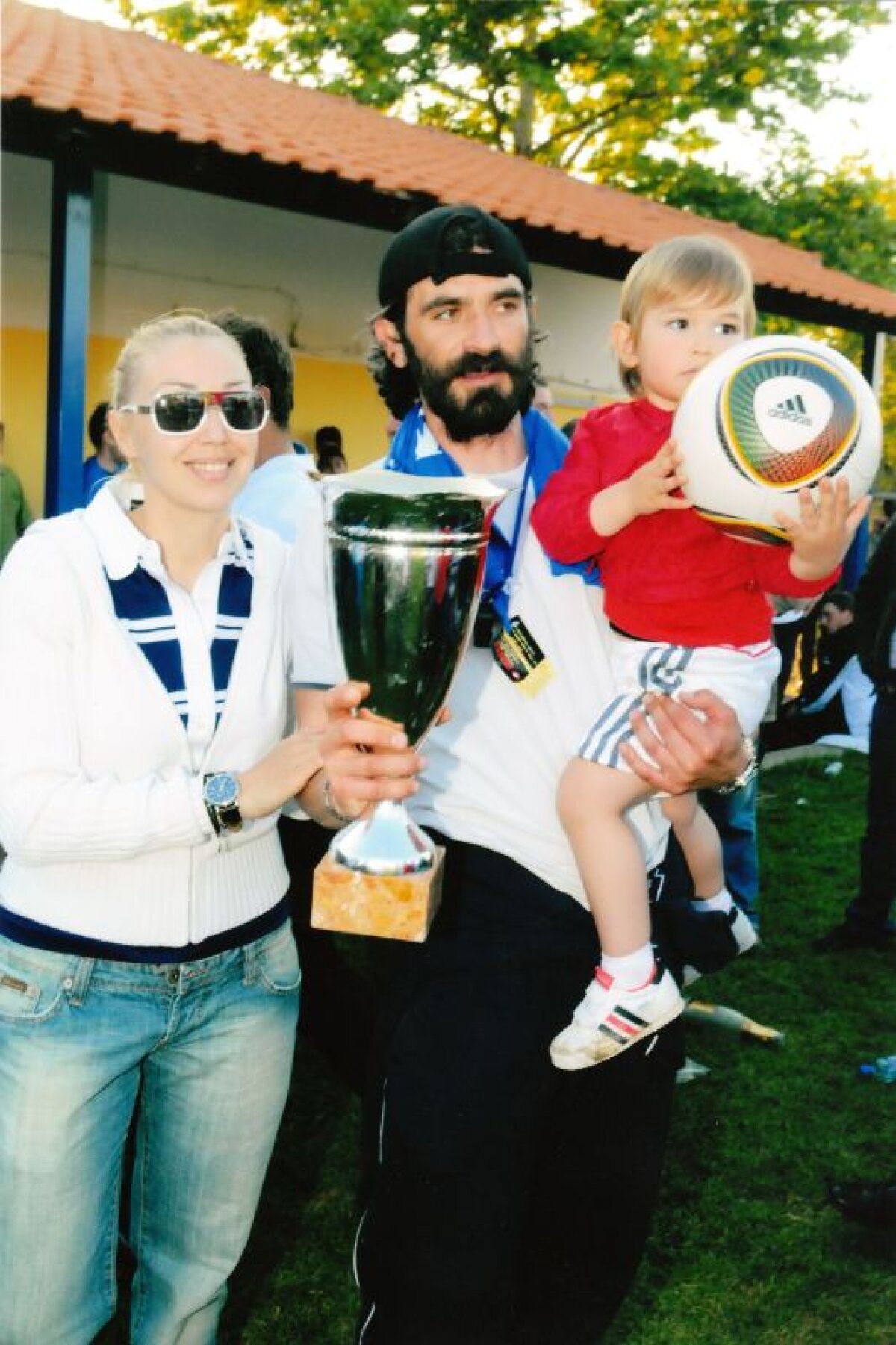 FOTO / Cosmin Bărcăuan are primul succes ca antrenor: a promovat în liga a 4-a din Grecia cu FC Lakoma