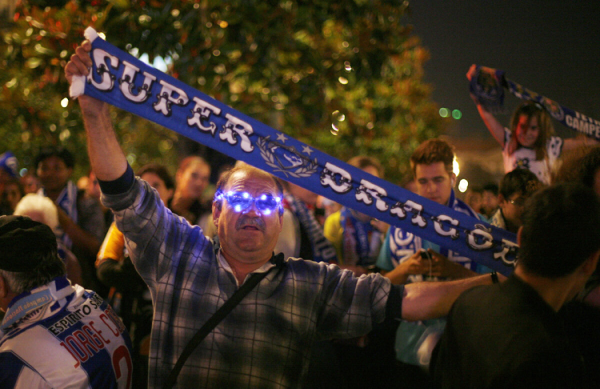 FOTO & VIDEO » Cum a ajuns Villas-Boas la FC Porto » Clovnul devenit erou