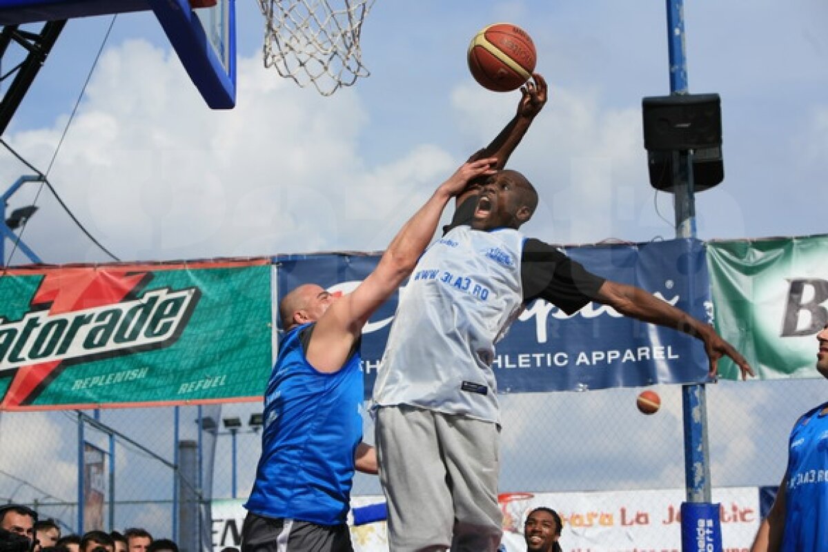 Începe primul turneu Sport Arena Streetball 2011! Se joacă baschet din mai pînă în septembrie