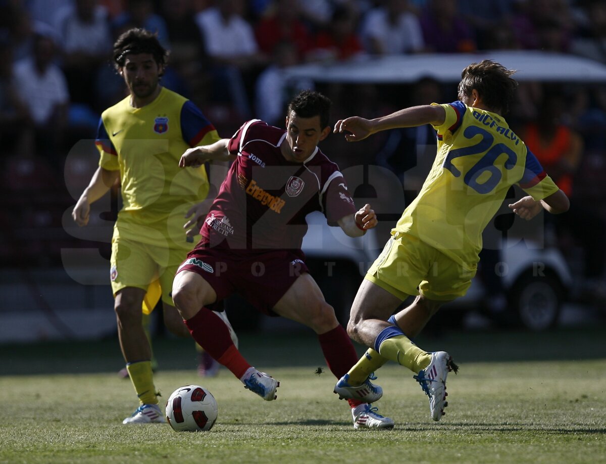 Steaua învinge la Cluj şi se califică în Europa League! CRAIOVA - GAZ METAN 1-1 (întrerupt de ploaie)
