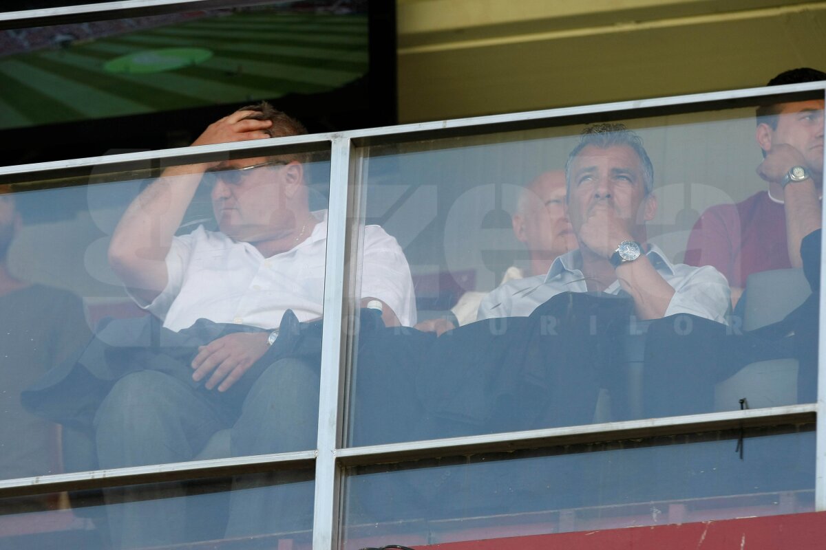 Steaua învinge la Cluj şi se califică în Europa League! CRAIOVA - GAZ METAN 1-1 (întrerupt de ploaie)