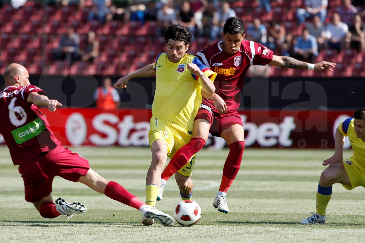 Steaua învinge la Cluj şi se califică în Europa League! CRAIOVA - GAZ METAN 1-1 (întrerupt de ploaie)