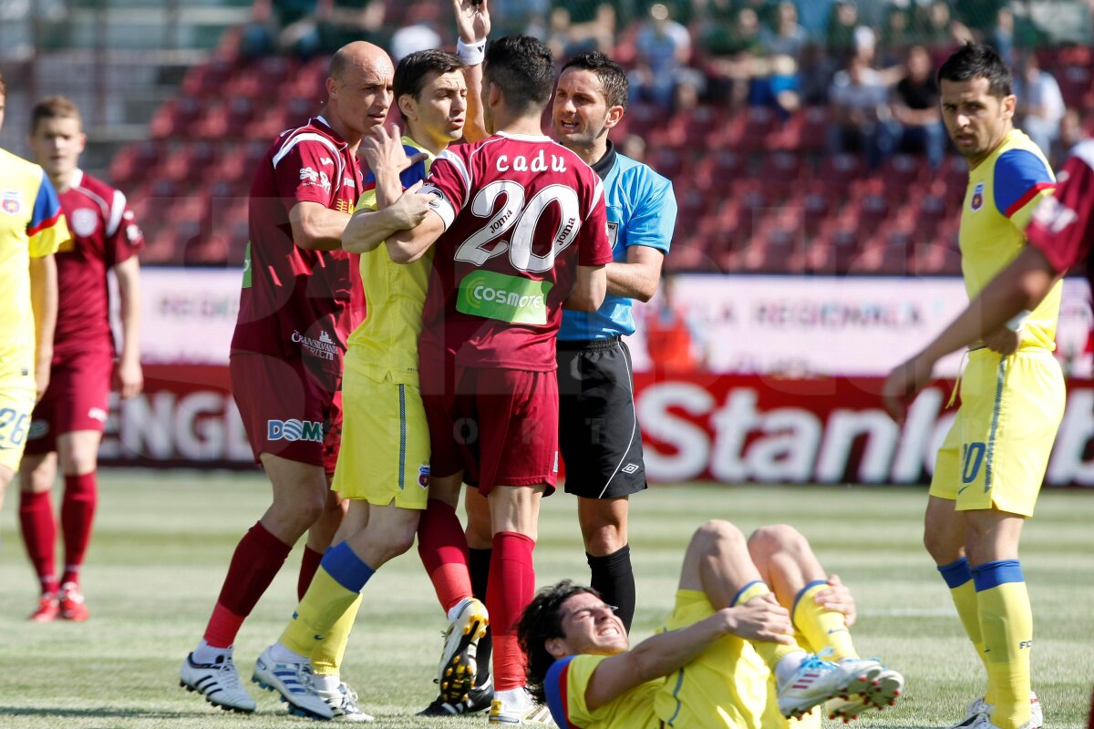 Steaua învinge la Cluj şi se califică în Europa League! CRAIOVA - GAZ METAN 1-1 (întrerupt de ploaie)