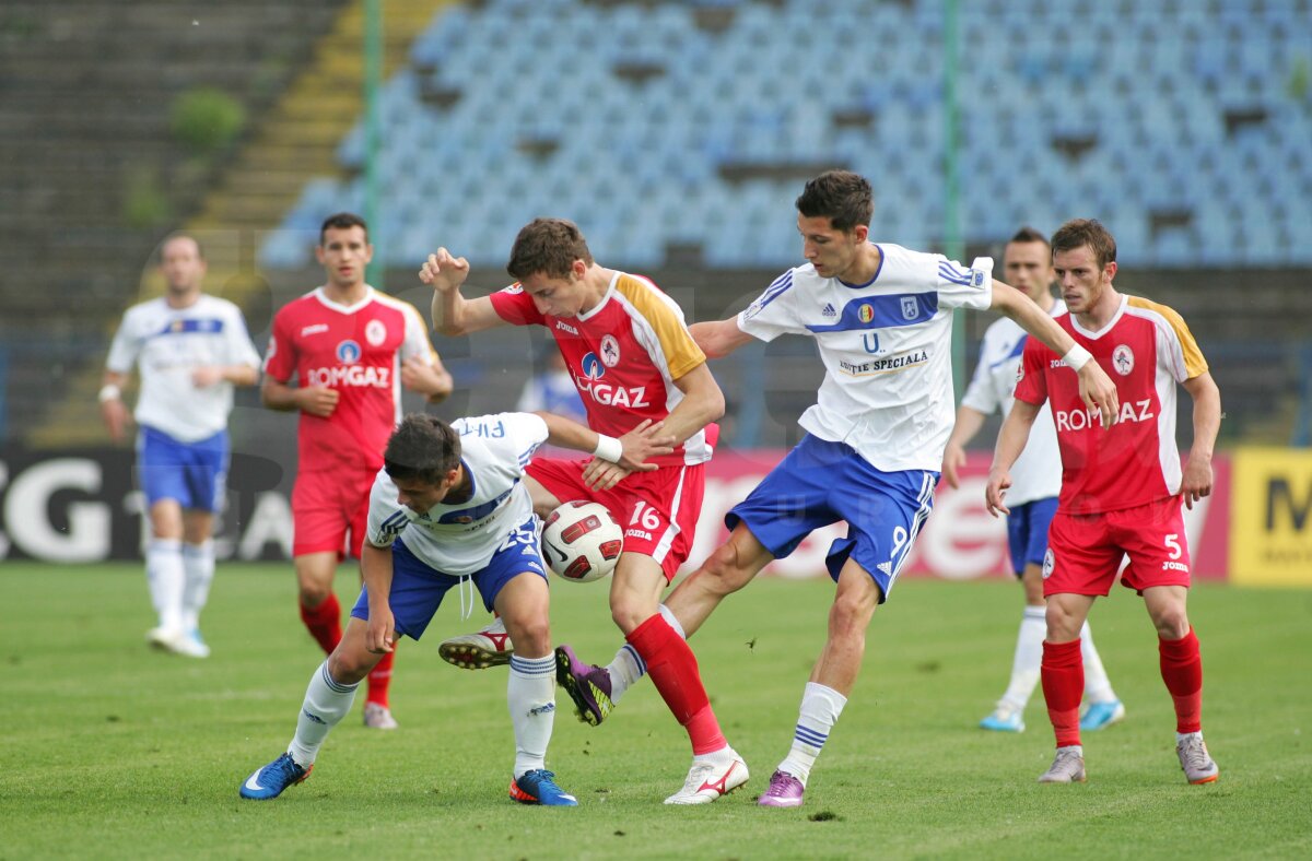 liveTEXT » După un meci întrerupt de furtună, Gazul bate la Craiova cu 2-1. Medieşenii au fost la un pas de Europa!